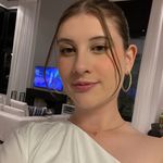 Laura Wink - @lauracwink - Instagram