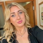 Laura Withers - @laurawithers3 - Instagram