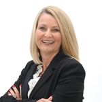 Laura Brantley Yeomans - @laurayeomans67 - Instagram