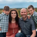 Laurel Davison - @missionstrongmom - Instagram