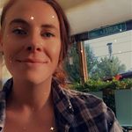 Laurel Marie Larson - @rain.boweddown3in1 - Instagram