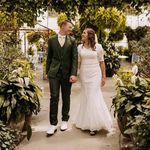 Laurel Phillips - @laurel_lownote - Instagram