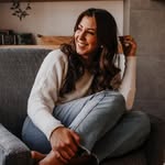 Laurel Mills - @thecrownoflaurel - Instagram