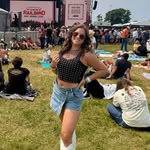 Lauren - @lauren_applegate10 - Instagram