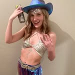 Lauren Bratcher - @laurasaurusrexxy - Instagram