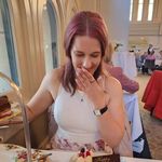 Lauren Budd - @lb.rose95 - Instagram