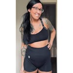 Lauren Smith - @laurenclantonpmc - Instagram