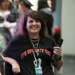 Lauren Clare - Voice Actor - @laurendoesvoices - Instagram