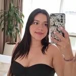 Lauren Cuevas - @laurencuevasn - Instagram