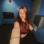 @laurencuevass - Instagram