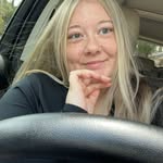 Lauren Dollar - @loowain - Instagram