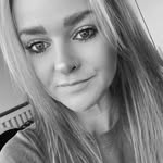 Lauren Downs - @laurendowns87 - Instagram