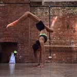 Lauren Earl - @laurencircus - Instagram