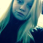 Lauren Handy - @laurbaby1704 - Instagram
