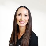 Lauren Padmore, Aesthetic Nurse Injector - @obxmakeupartist - Instagram