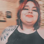 Lauren Roach - @lsr_radio - Instagram