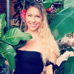 Lauren Robles - @puravidaprosperity - Instagram