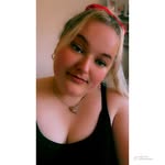 Lauren Sharp - @laurensharp69 - Instagram