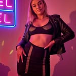 Lauren Spratt - @lora_zepam_97 - Instagram