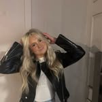 Lauren Stephen - @lauren_nails12 - Instagram