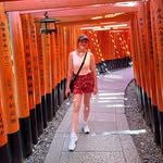 Lauren Toth - @laurentoth98 - Instagram