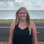 Lauren Toth - @laur_toth - Instagram