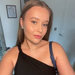 Lauren Butterworth - @lauren_butterworth2000 - Instagram