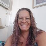 Laurie Becker - @laurie.becker.961 - Instagram