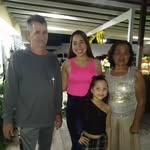 Lauri Bell Gonzalez Isturde - @lauribellg - Instagram