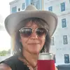Laurie - @lauriebooth72 - TikTok