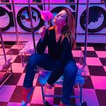 Laurie Cole - @lauriecolenyc1 - Instagram
