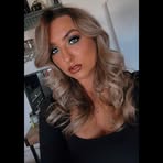 Laurie Curry - Facebook