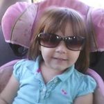 Laurie - @laurie.james10 - Instagram