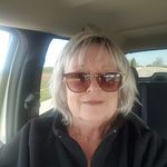 Lauri Lewis - @wayne.lewis.7946 - Instagram