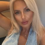 Laura Arnold - @lauraarnold692 - Instagram