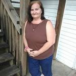 Laurie Arnold - @lealove1969 - Instagram