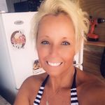@laurieblankman - Instagram