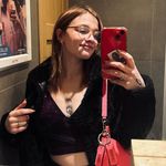 Laura Born - @lauraborn_ - Instagram