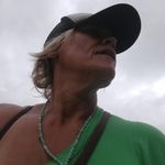 Laurie Born - @bornlaurie - Instagram