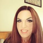 Laura Robbins-Brush - @laurarobbinsbrush - Instagram