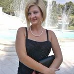 Laurie Coe - @twitalsona - Instagram