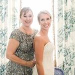 Laura Crews - @laura.crews.5 - Instagram
