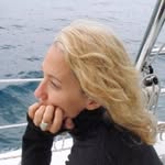 Laura Doss-Hertz - @lollielovesthesea - Instagram