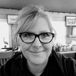 Laurie Huffman Edmonds - @attheredbarn - Instagram