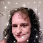 Laurie Gee - @laurielavinegee - Instagram