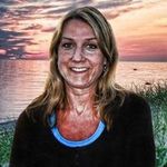 Laurie Guild - @laurie.guild.10 - Instagram