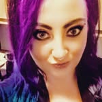 Laura Hacker - @misstitan1989 - Instagram