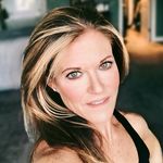 Laurie Hook - @hooked.up_withlaurie - Instagram