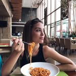 Laurie Lilly - @laurielilly6193 - Instagram
