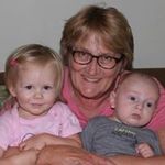 Laurie  Moser - @moserpig - Instagram